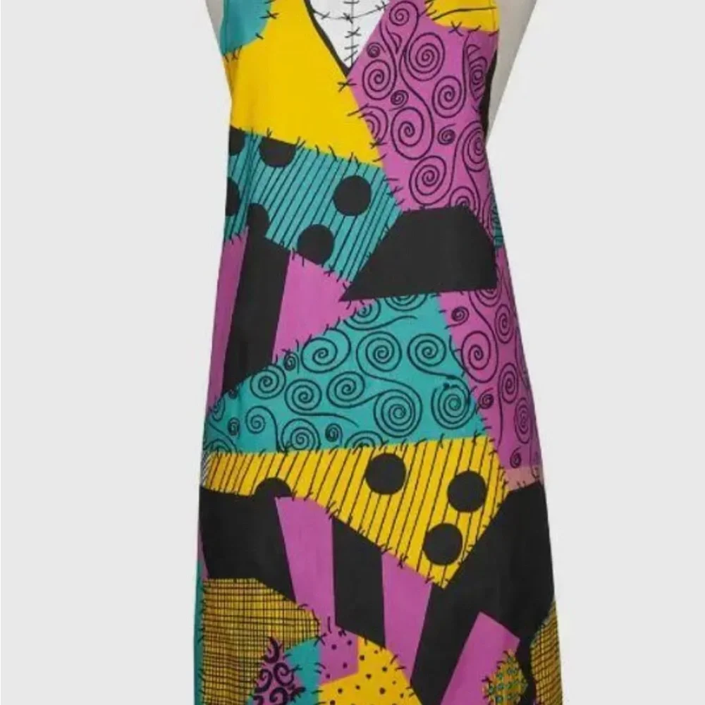 Apron - Picture 2 of 2